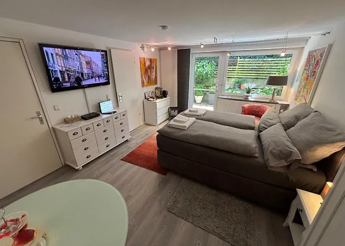 Doppelzimmer In Stuttgart-Birkach - Naehe Musicals Im Si-Zentrum, Messe, Flughafen, Uni Hohenheim